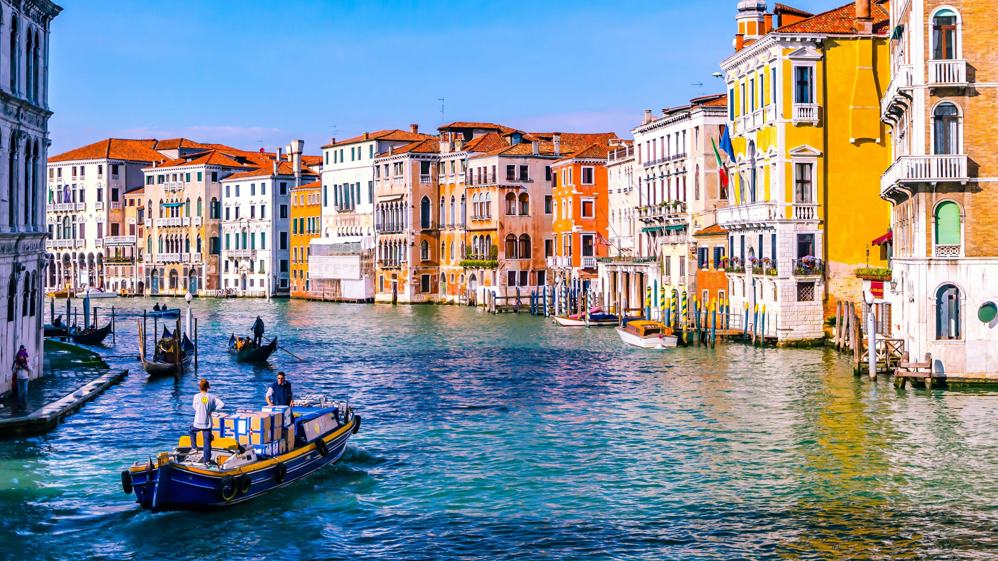 Arrival in Venice & Transfer to Cortina d’Ampezzo