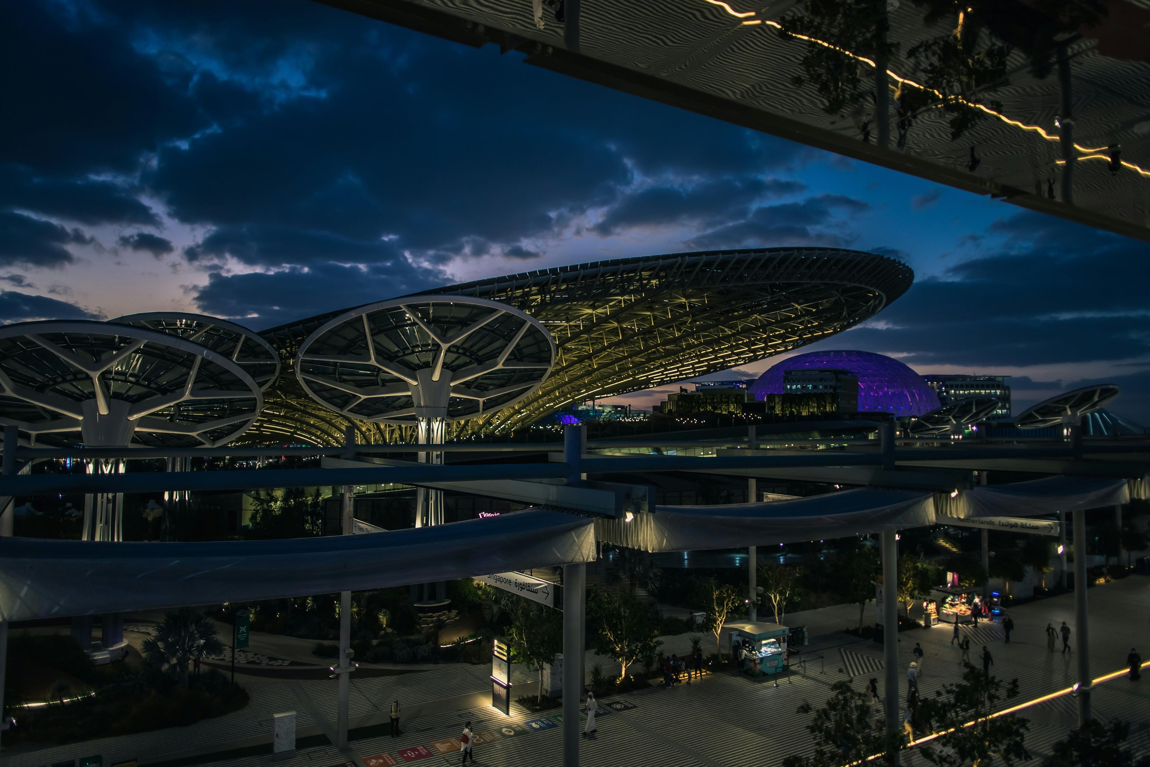 Arrival in Dubai - Luxury Transfer
