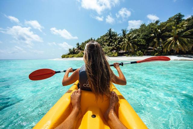Scottish Sea Kayaking & Coastal Expedition in Scotland – The Ultimate Adventure Travel Experience